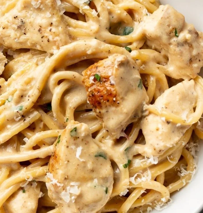 Creamy Garlic Chicken Pasta